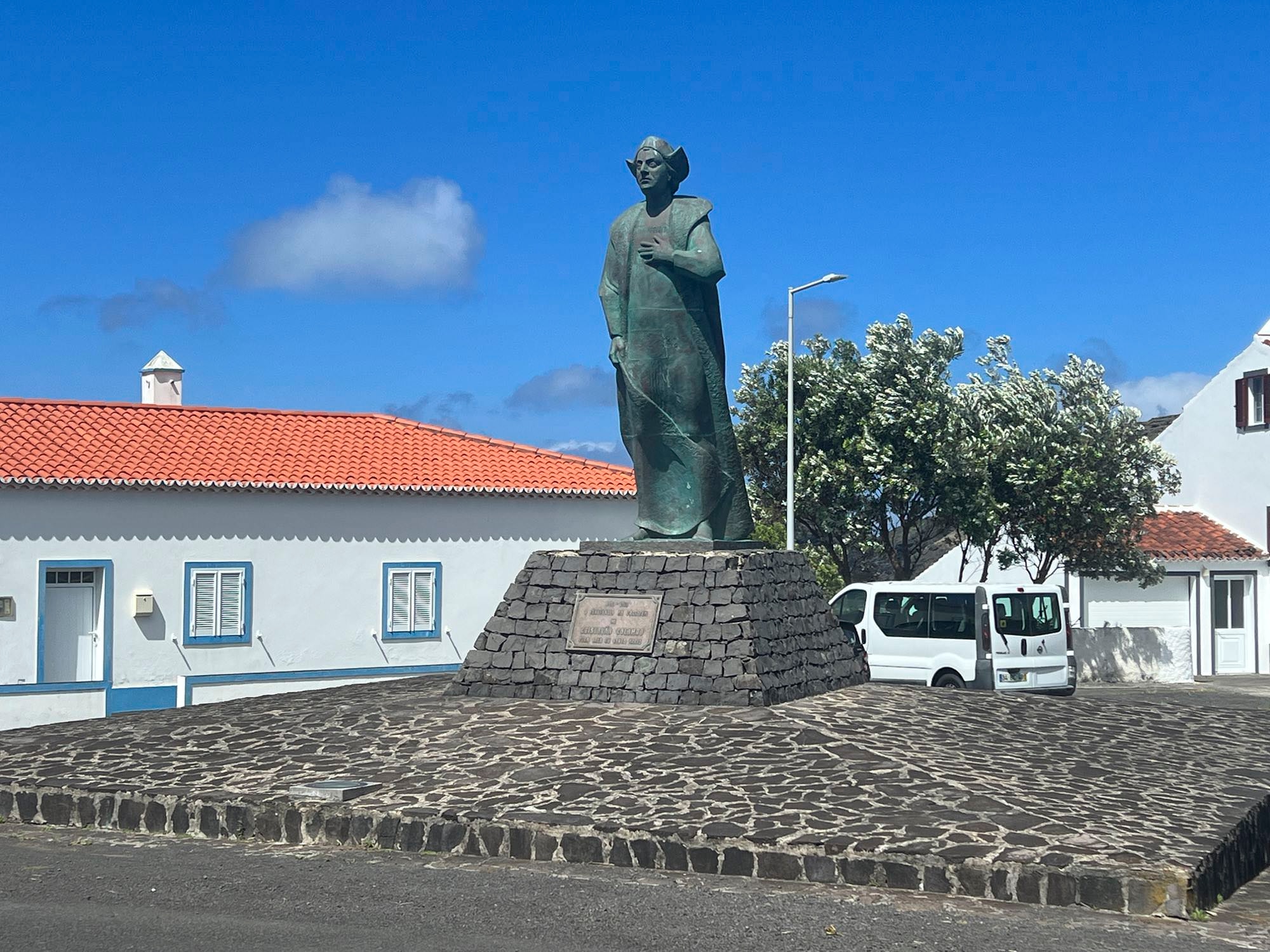 Kolumbusdenkmal in Anjos