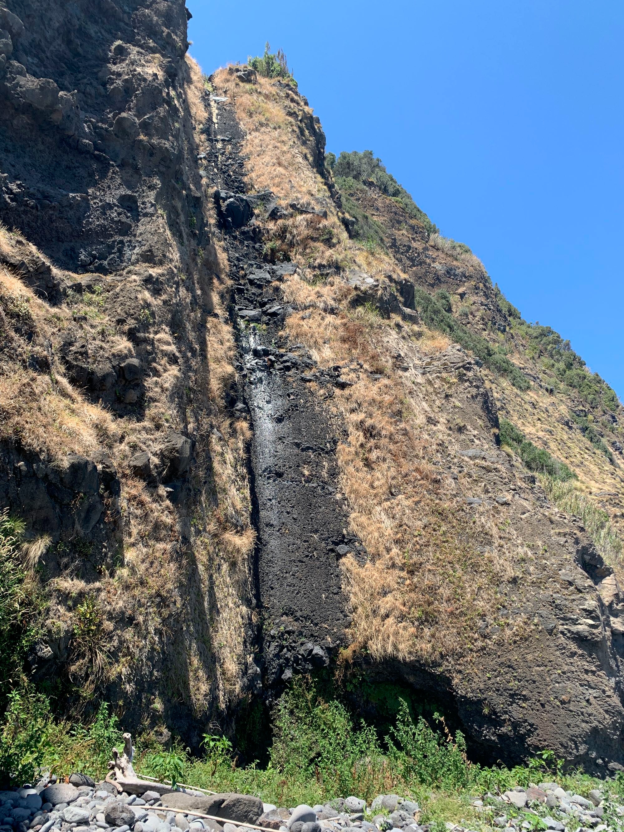 Wasserfall am Ribeira do Estreito