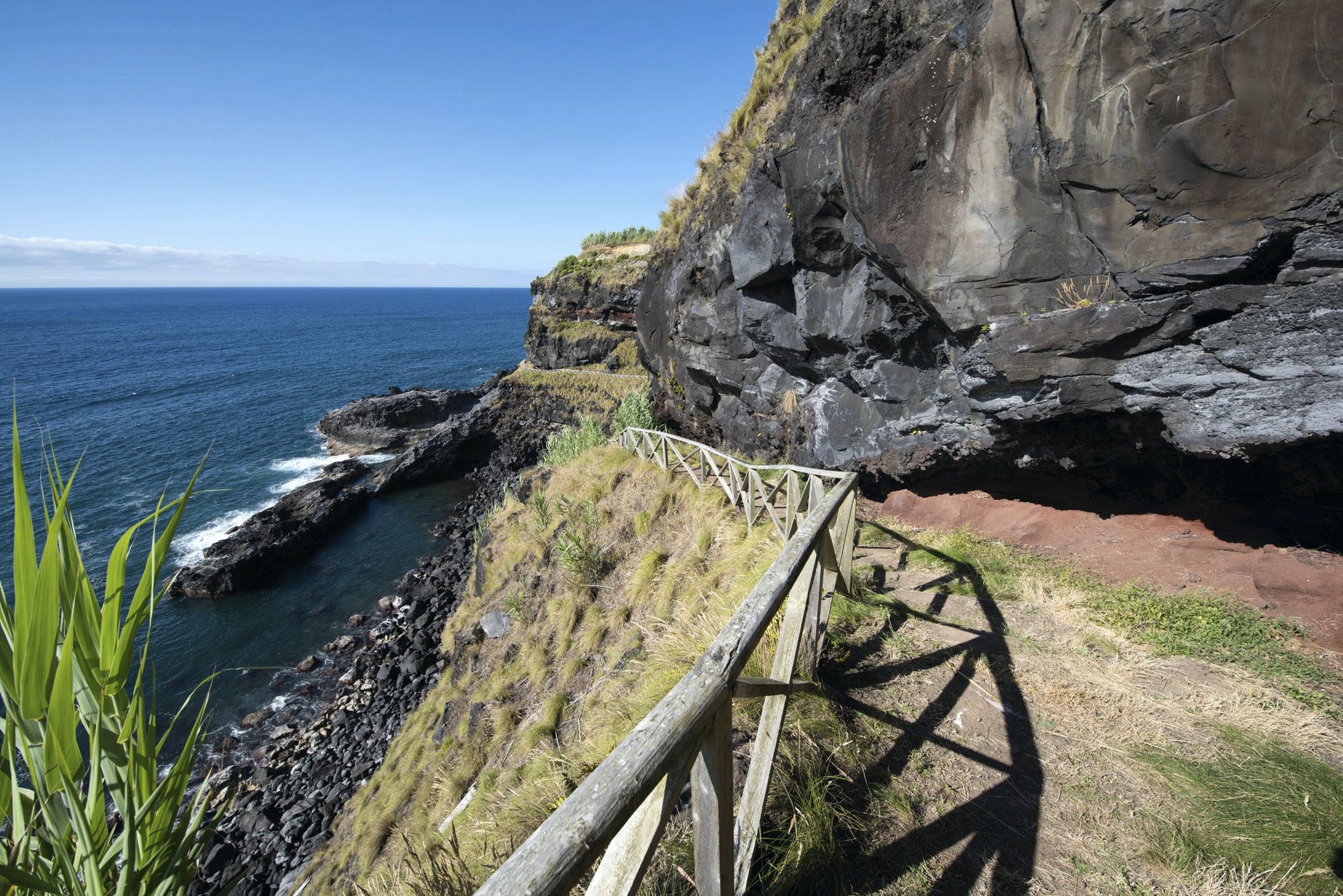 Küstenwanderweg bei Maia