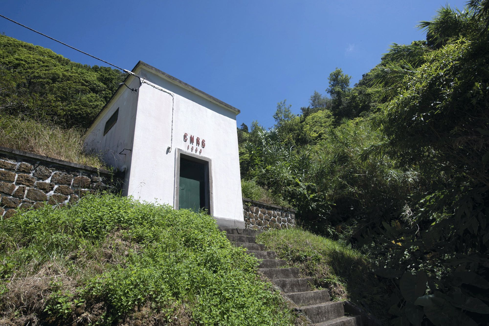 Wasserhaus oberhalb von Maia