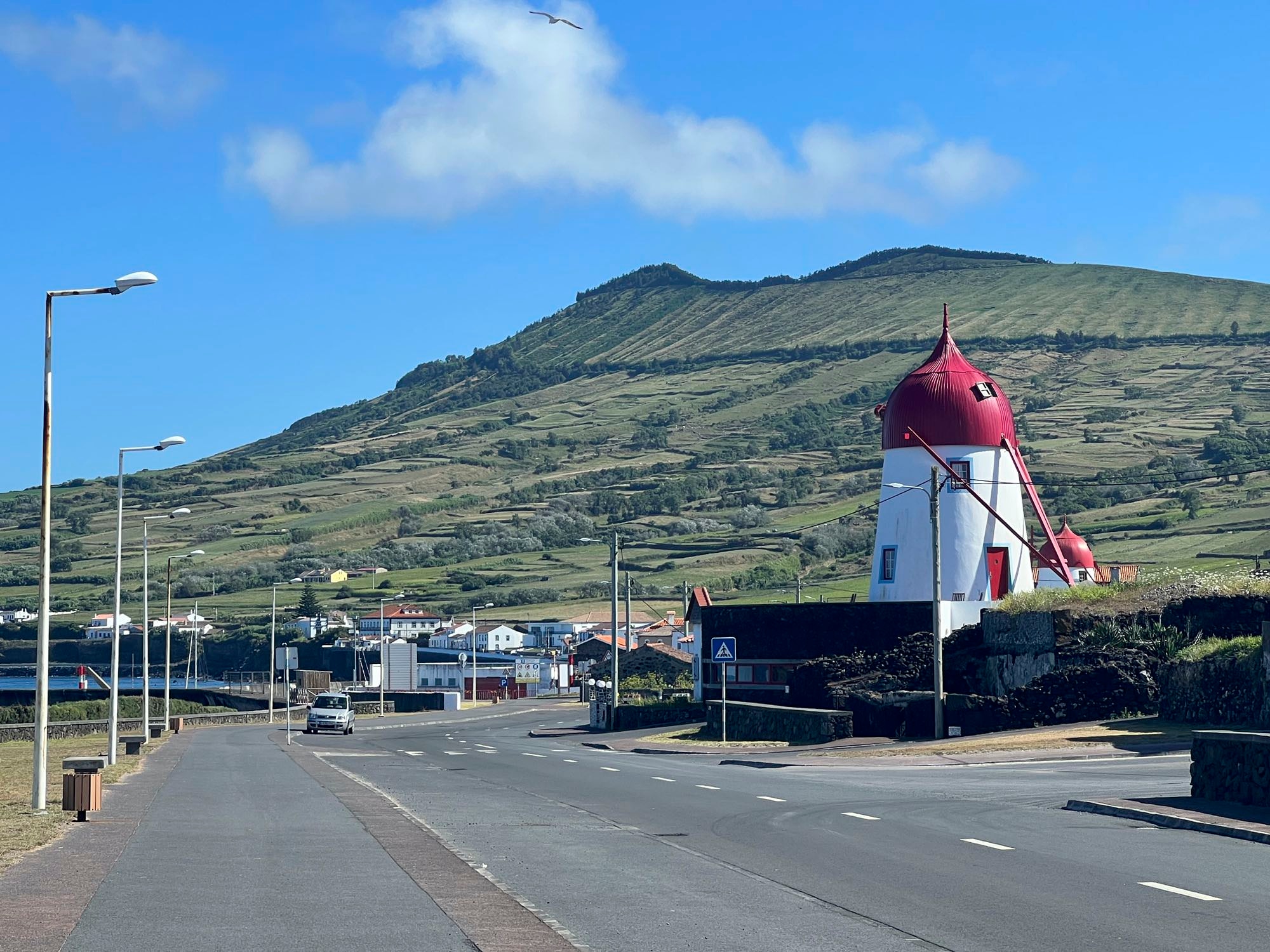 Windmühle in Praia de São Mateus