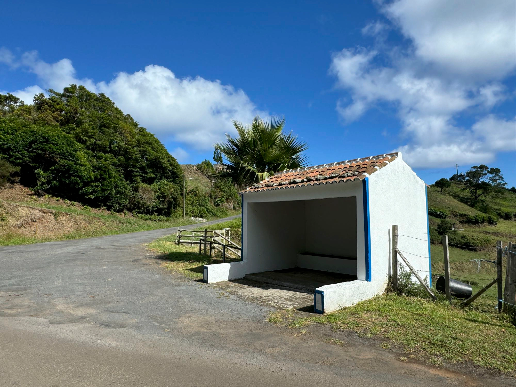 Bushaltestelle von Lagos am Ausgangspunkt