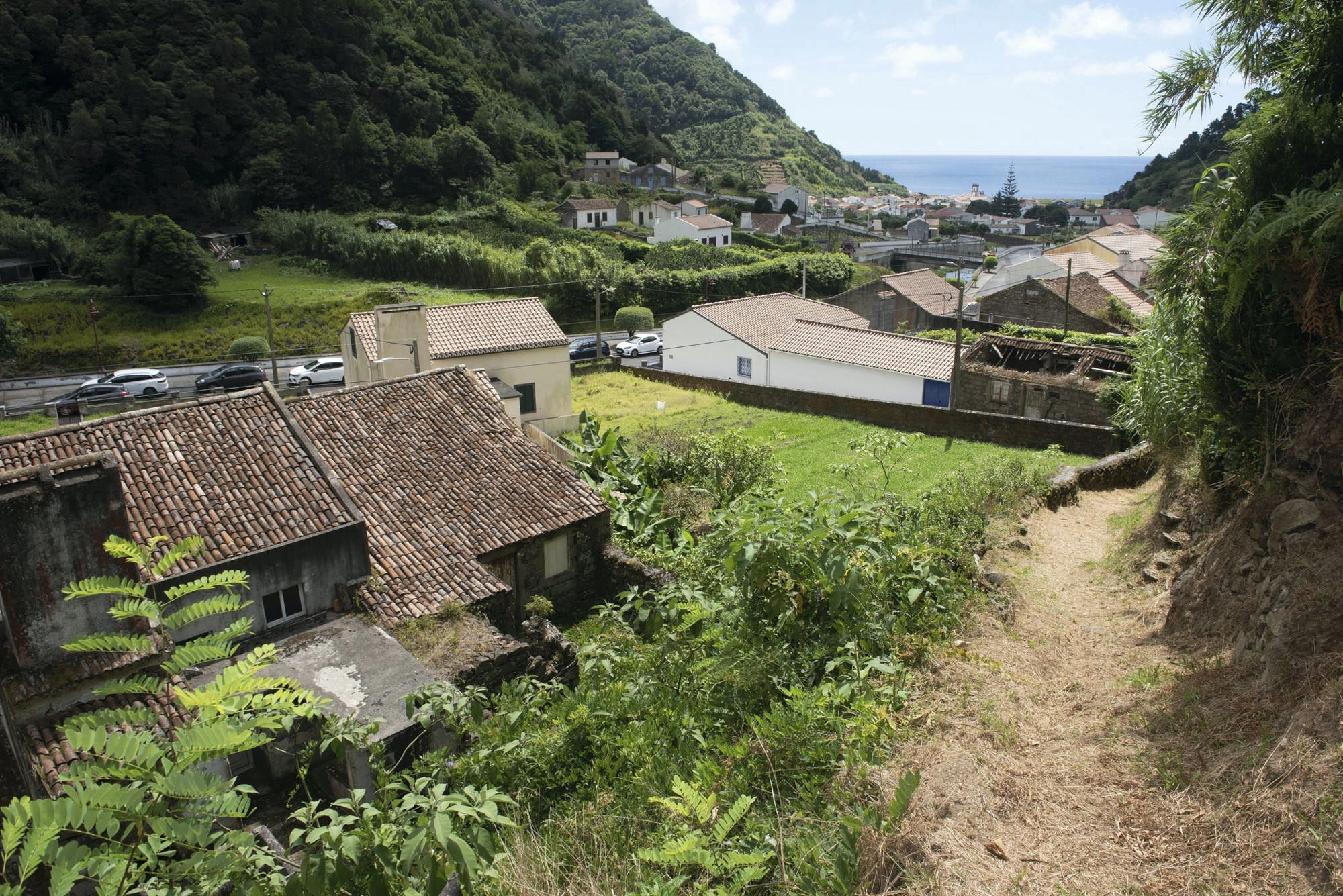 Abstieg nach Faial da Terra