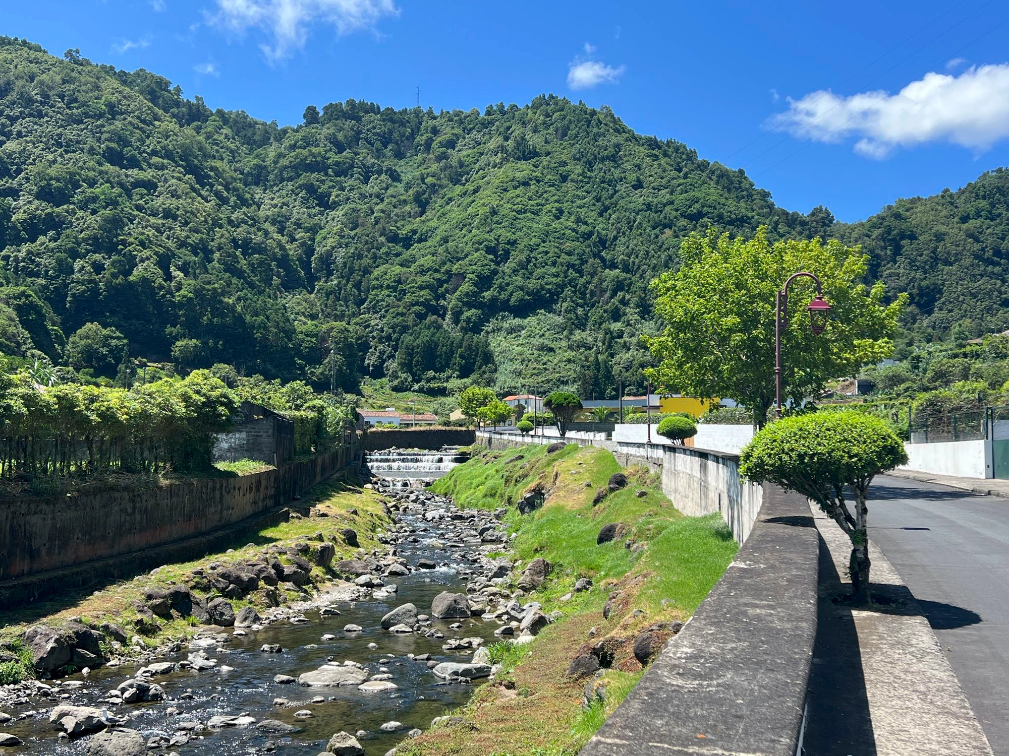 am Ribeira da Faial da Terra