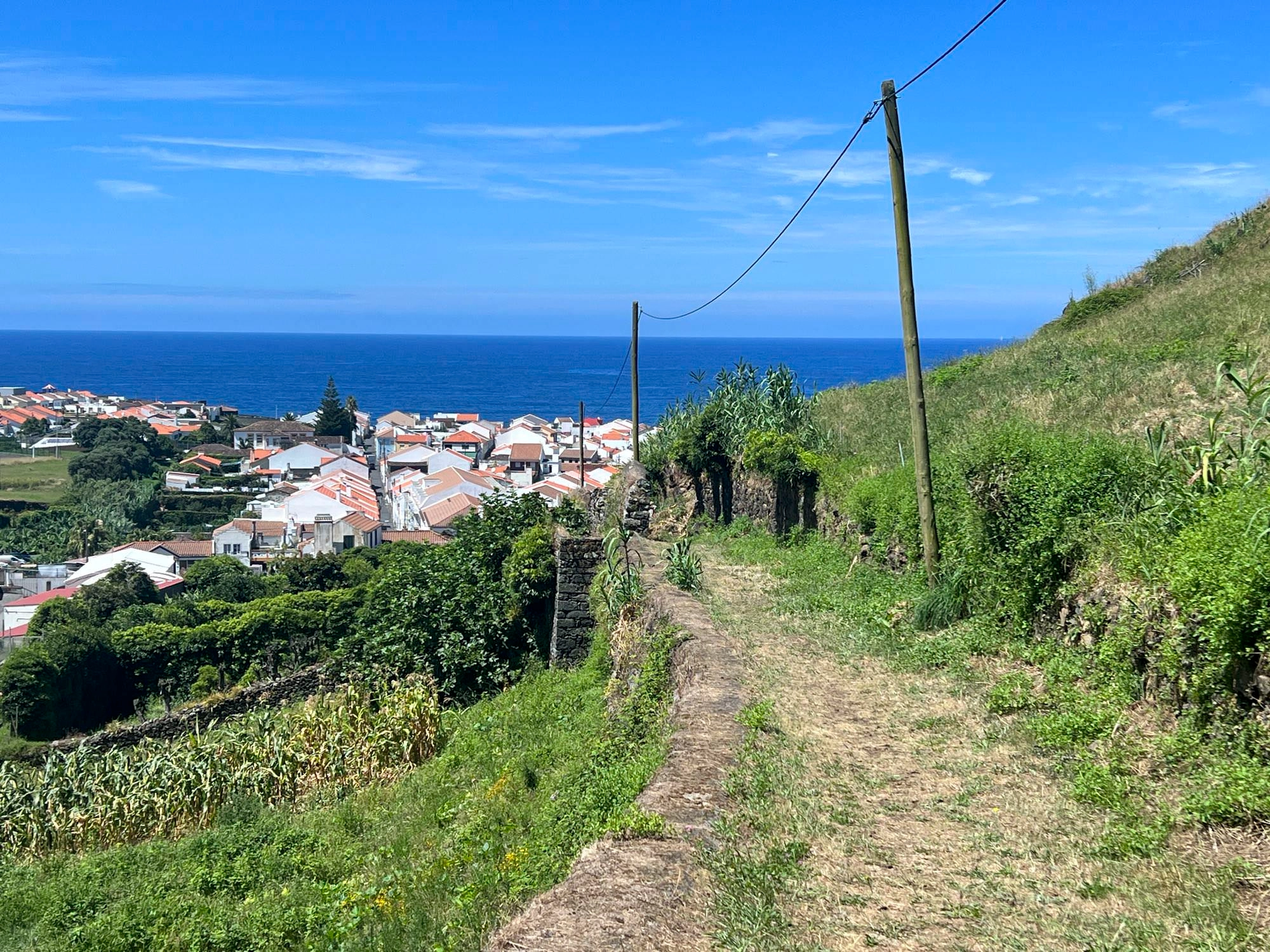 Alter Karrenweg oberhalb von Maia