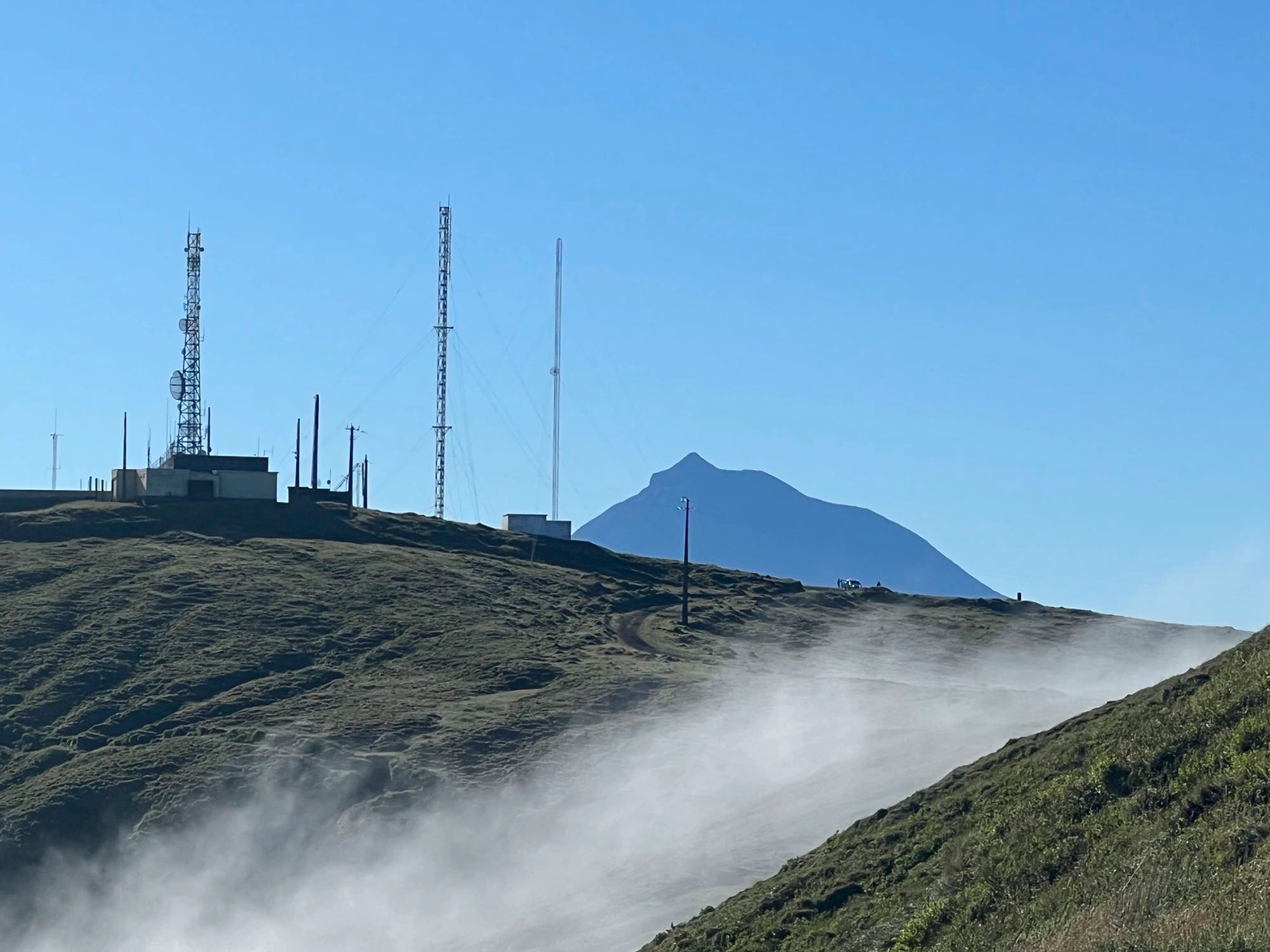 Blick über den Cabeço Gordo nach Pico