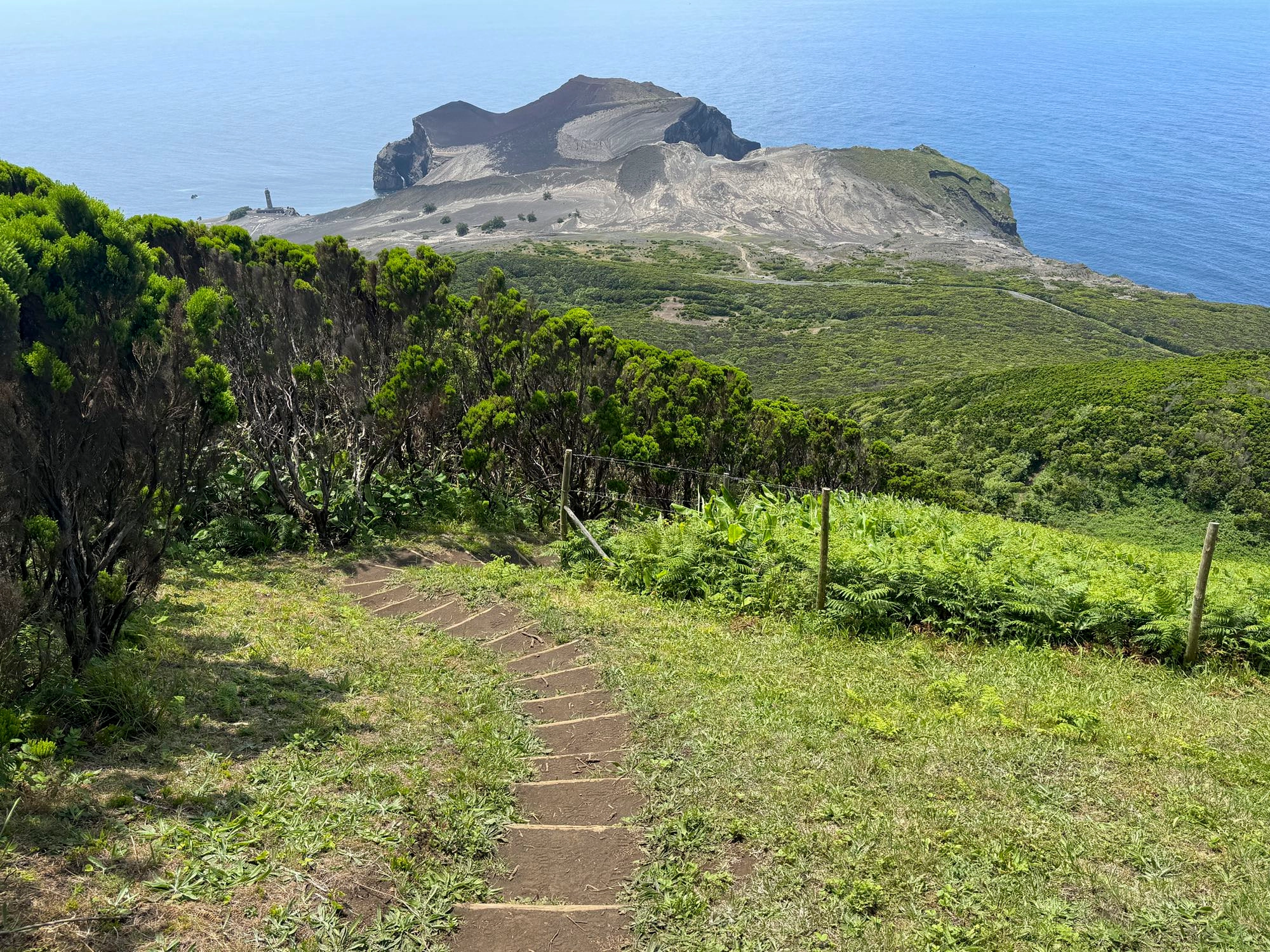 Abstieg vom Cabeço do Canto