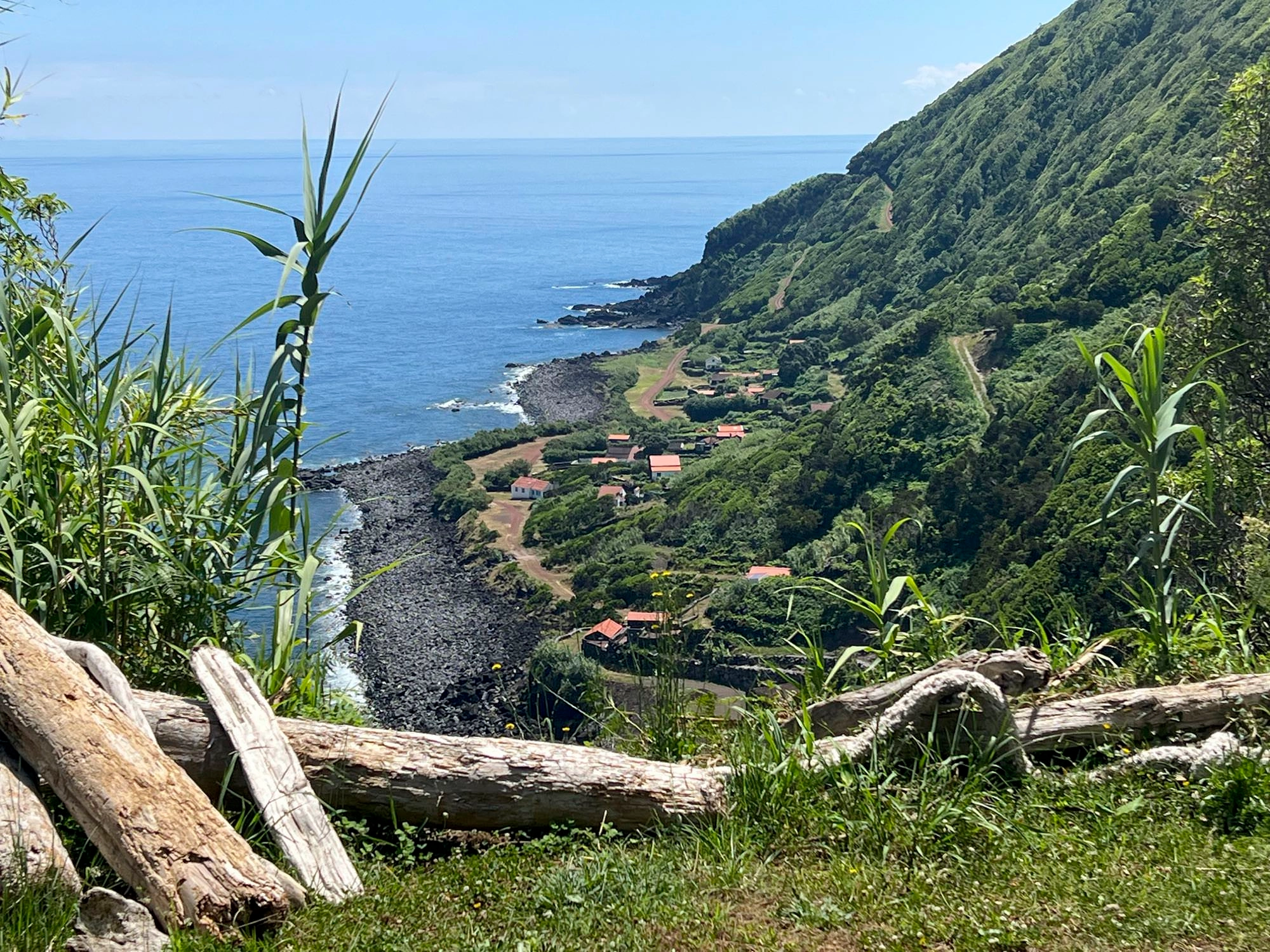 Blick über Fajã da Penedia