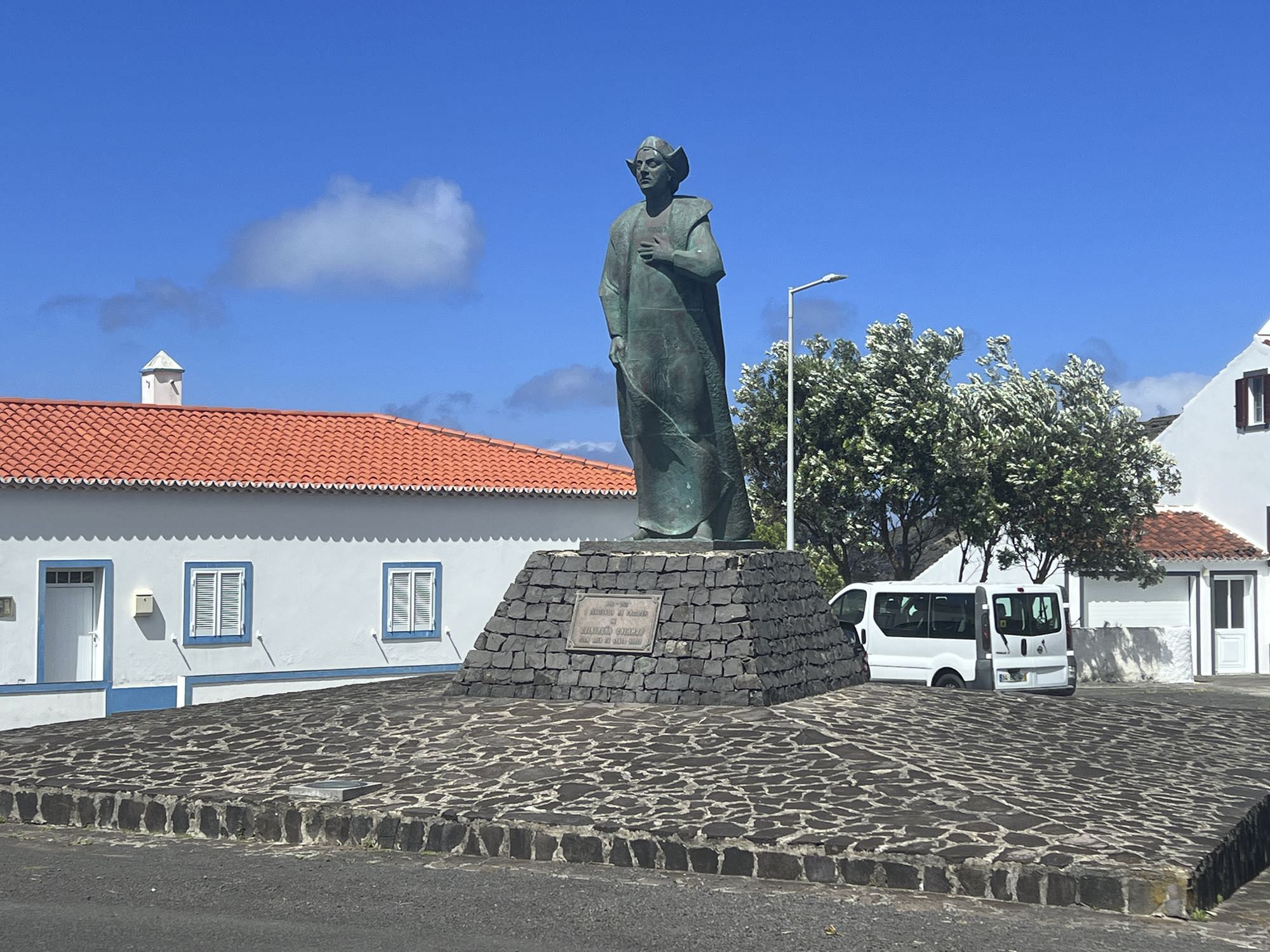 Kolumbusdenkmal in Anjos
