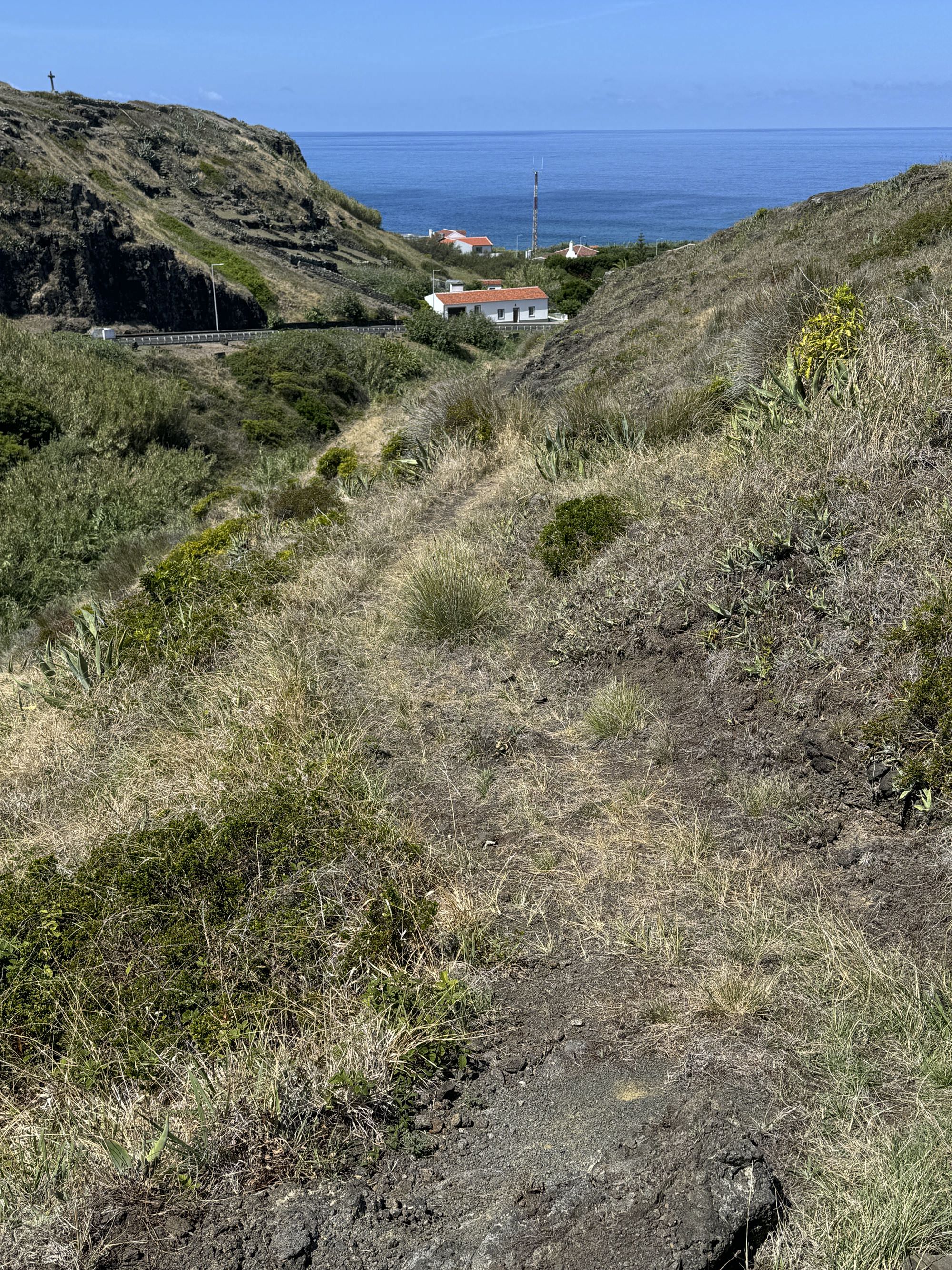 Aufstiegsweg oberhalb von Anjos