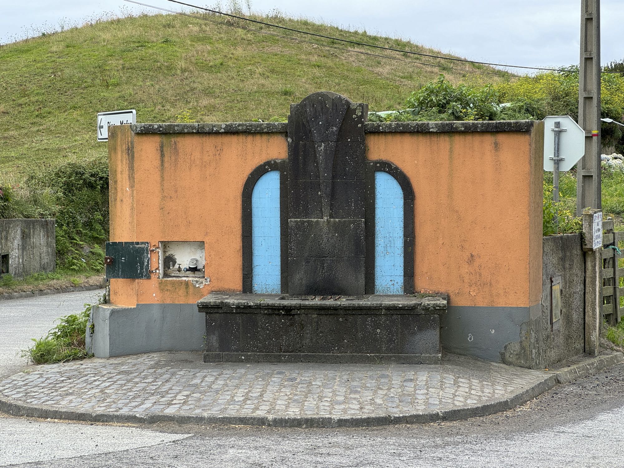 Brunnen in Lomba dos Homens