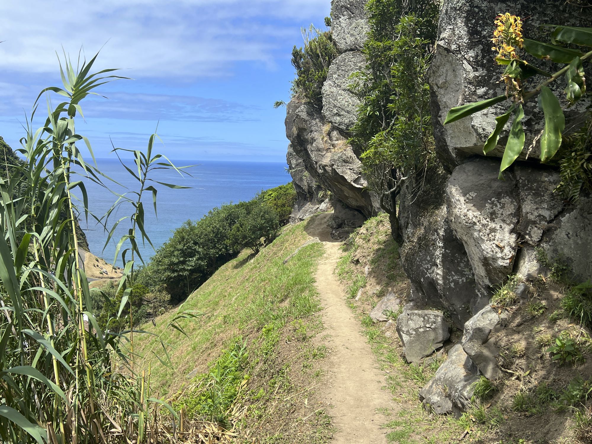 Wanderweg im Tal des Ribeira das Coelhas