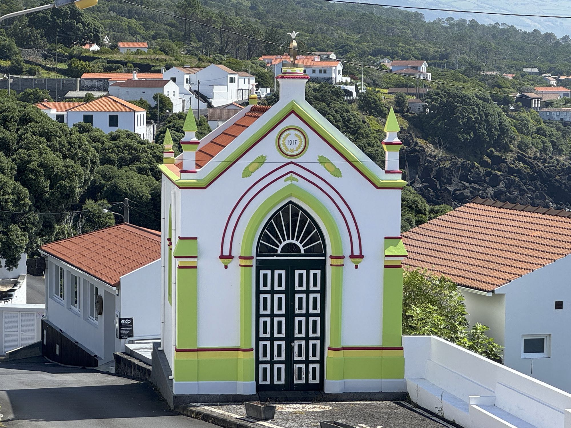 Império do Espirito Santo da Companhia de Baixo