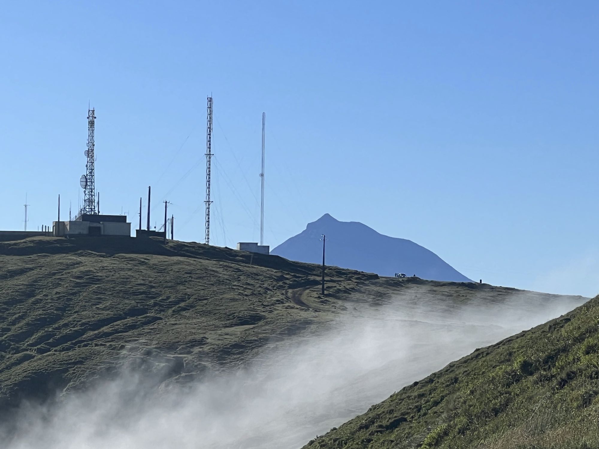Blick über den Cabeço Gordo nach Pico