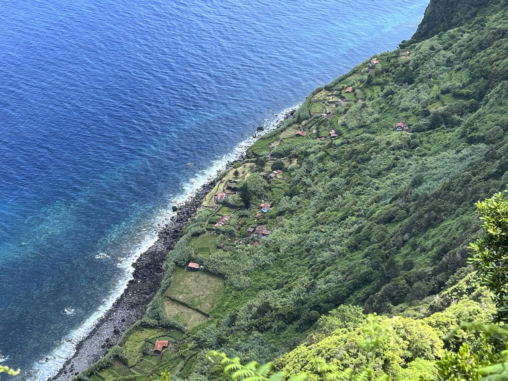 Blick auf Fajã d'Além