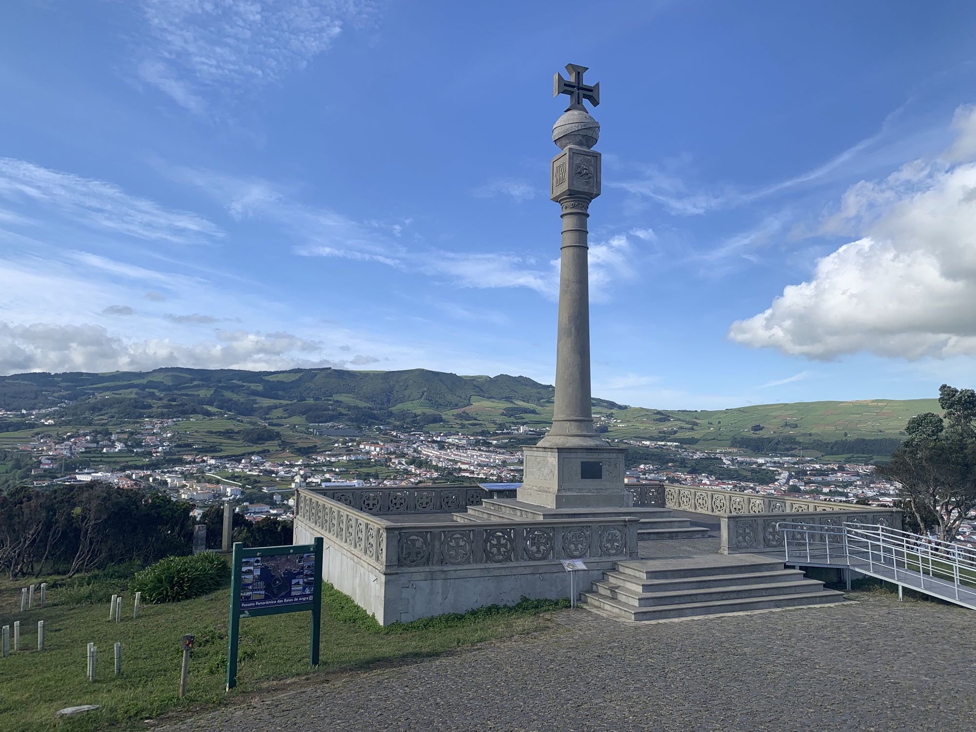 Miradouro do Pico das Cruzinhas