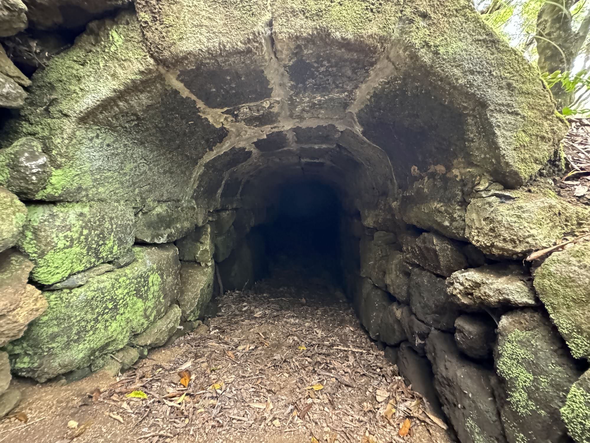 Alte Schutzstellung am Monte Brasil